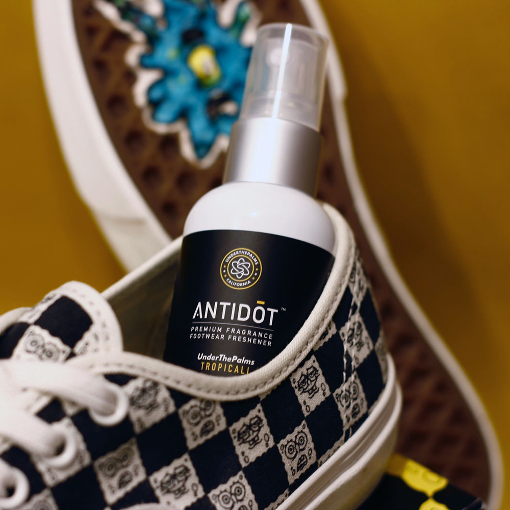 ANTIDŌT® - UnderThePalms' Double Pack - solscience®  Sneaker Deodorizer Spray